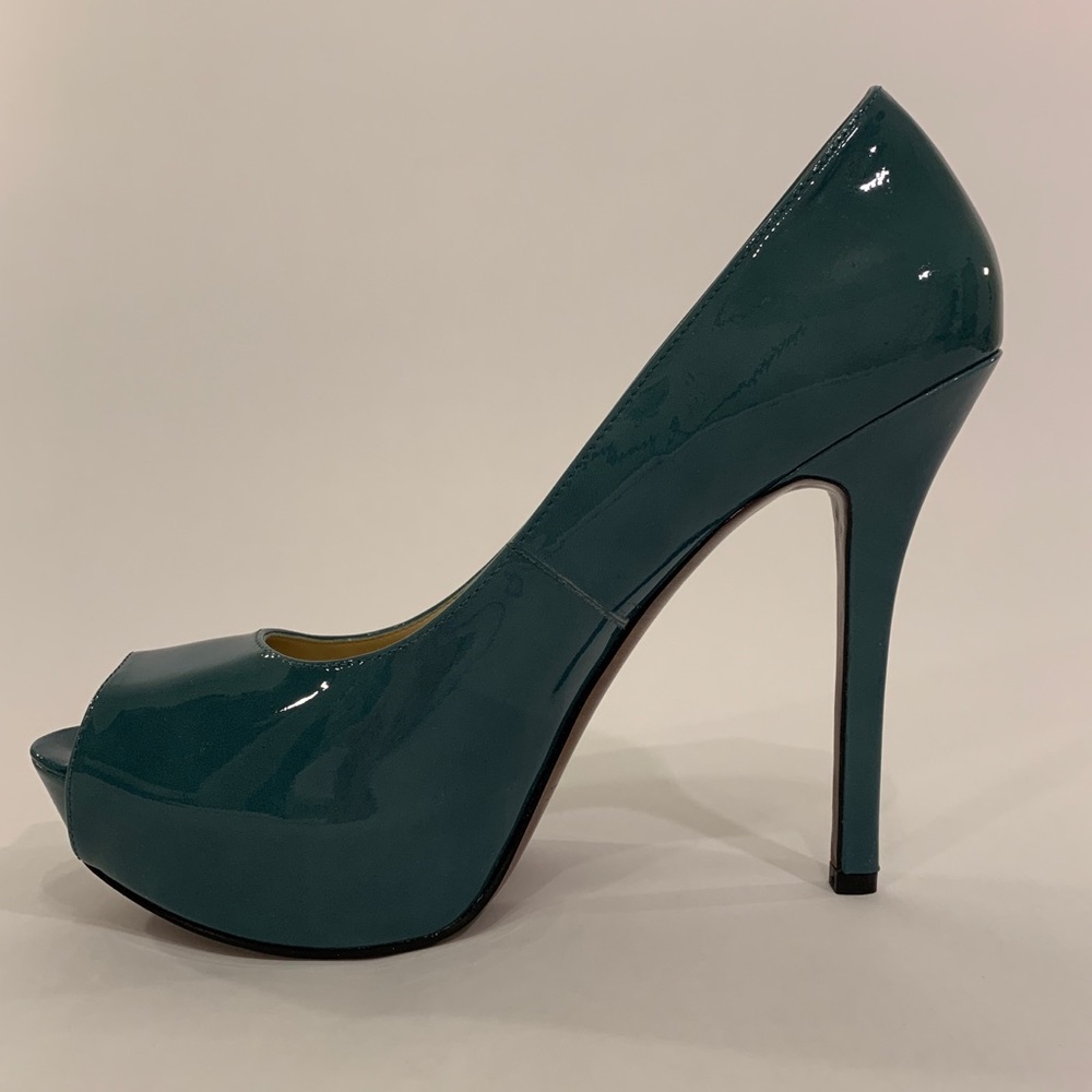 Enzo Angiolini peep toe pumps